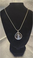 Black Cats Eye Silver pendant & Chain