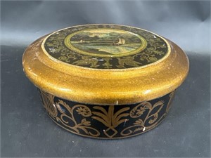 Hand Painted Lacquered Hinged Decorative Box
