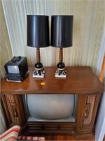 OLD TELEVISION AND LAMPS