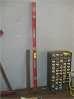 4' level and square