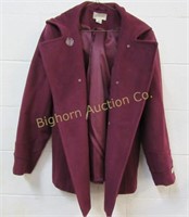 New Ladies Coat w/ Hood: Size Large