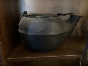 Cast iron number eight teapot