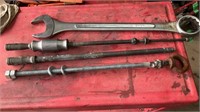 Large 2- 3/8 in Wrench & Slide hammer puller tools