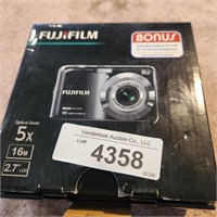 Fuji Film Camera Fine Pix AX655  - 16 - Megapixel