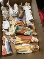 Nativity scene in ceramic