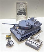 1/16 Scale Radio Control Battle Smoking Tank