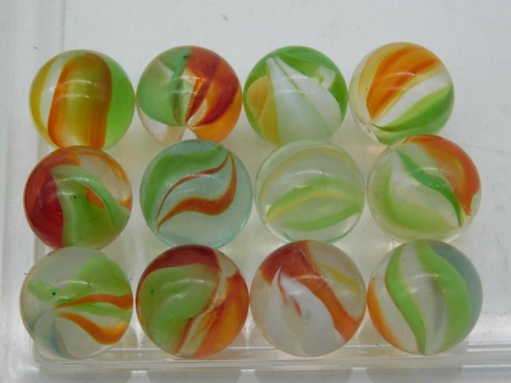 VINTAGE GLASS PLAYING MARBLES