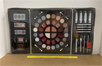 Innovative Cosmetics Holiday Blockbuster Makeup