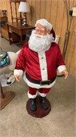 4’ animated Santa Claus