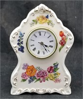 New Avon Romantic Flowers Clock