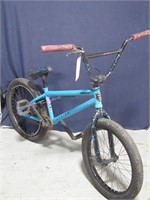 Mongoose Legion 20" BMX Bike (Flat Rear Tire)