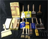Wallpaper hanging tool set and 14 paint brushes