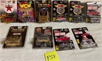 R - MIXED LOT OF DIE CAST CARS (P58)