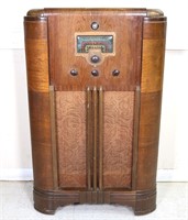 RCA Victor 8K1 Console Radio