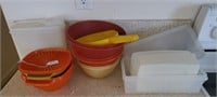 Retro Tuppaware Bowls & Containers