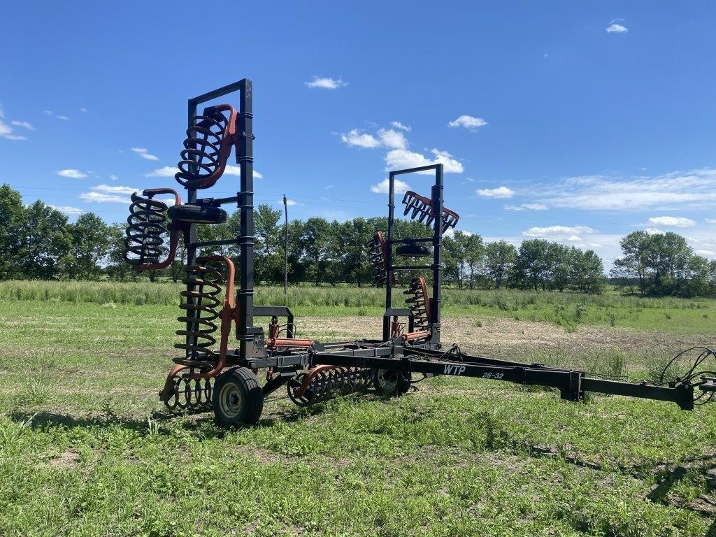 bourgault 35' wing up packer bar