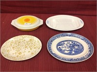 2 platters: Homer Laughlin blue willow pattern