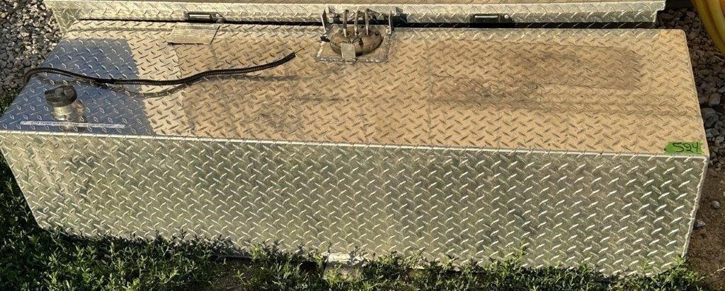 Aluminum Diamond Plate 68gal diesel fuel