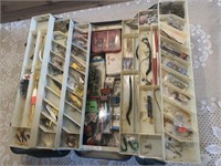 OLD PAL TACKLE BOX WITH VINTAGE LURES
