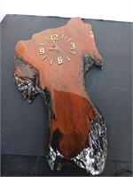 Vintage Hand made Wooden Clock(Yested