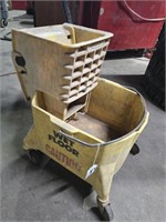 Commercial Mop Bucket w/ Strainer