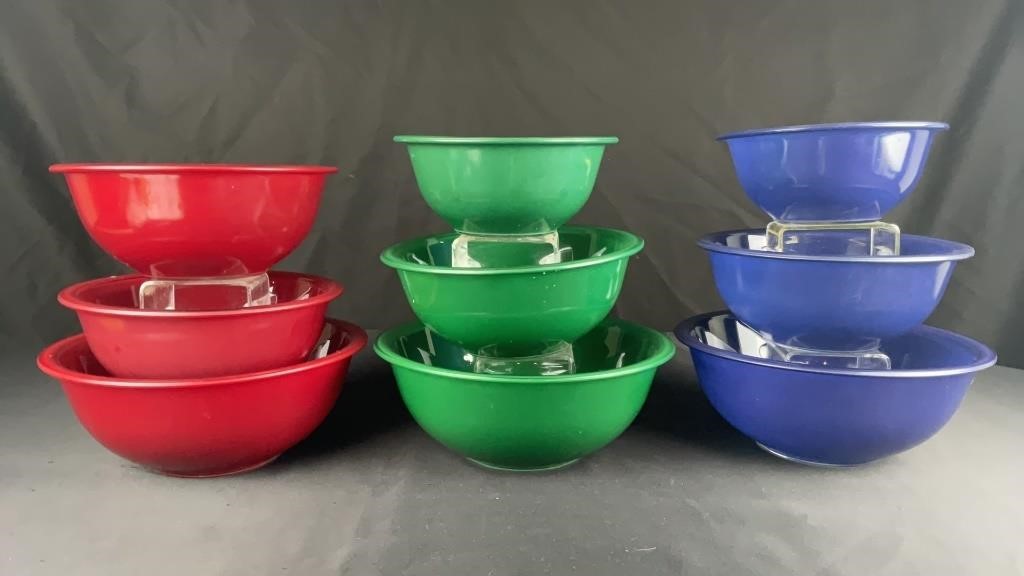 Colored Pyrex Nested Mixing Bowls