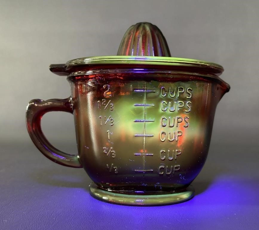 Red Uranium Glass Reamer Measuring/ Mixing Cup