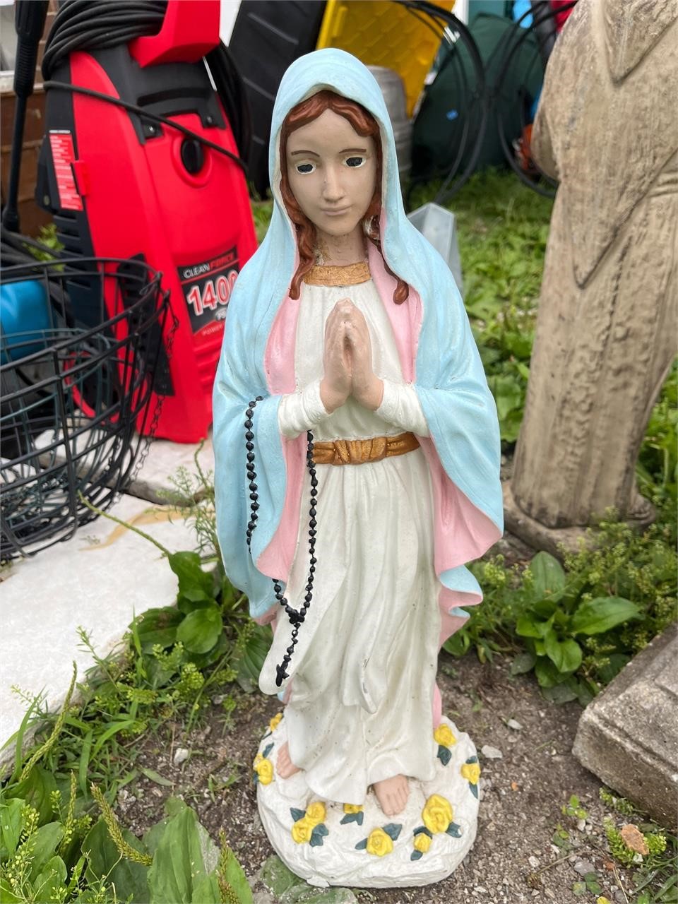 Outdoor Mary statue