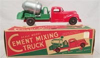 LN Boxed Hubley 477 Cement Mixer