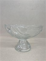 Glass compote with pair design