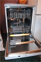 GE Portable Dishwasher  ( Clean)