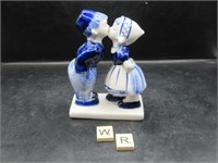 HAND PAINTED DELFT FIGURINE