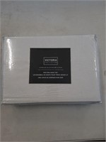 VICTORIA COLLECTION ONE KING SHEET SET