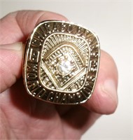 REPLICA CHAMPIONSHIP RING - CHICAGO BEARS