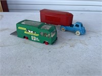 3 PC VINTAGE TRUCKS AND TRAILERS