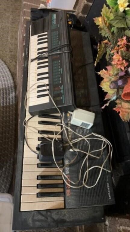 2 keyboards, Yamaha PSR-18, Yamaha porta sound