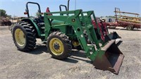 John Deere 5400 - 4WD w/540 Loader/Bucket