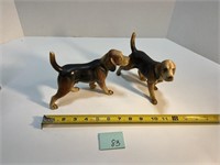 2 Vtg Ceramic Porcelain Hunting Dogs