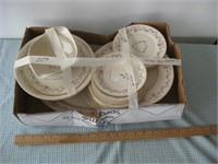 Vintage Old Ivory Syracuse China Dish Set