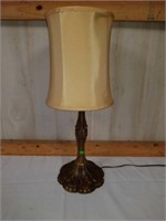 Vintage Metal very ornate lamp