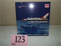 HM HOBBY MASTER F-100D THUNDERBIRDS 1967