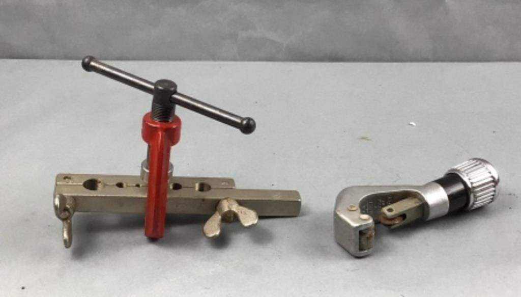Flaring tool & pipe cutter