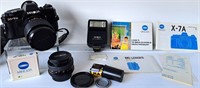 MINOLTA 35 MM CAMERA W LENS FILM & FLASH LOT