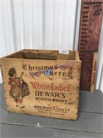 White Label Dewar's whisky wood box