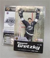 2004 McFarlane , Wayne Gretzky figure