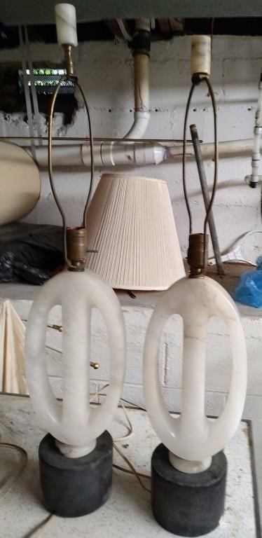 2 Unique Lamps - Read Details