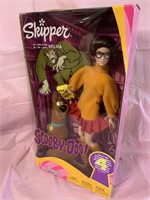 2002 CARTOON NETWORK SCOOBY DOO SKIPPER IS VELMA