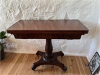 Colonial Cedar Tea table