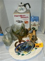 NEW HAMILTON BEACH JUICE EXTRACTOR, 2 ART GLASS,