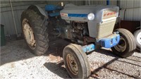 Ford 4000 tractor, Tach read 862 hrs, 3 point PTO,